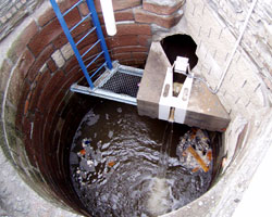 Measurement of waste water flow